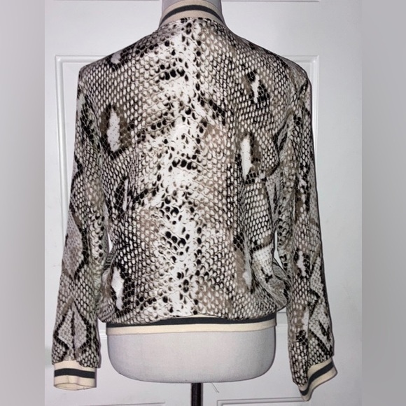 Laila & Savannah Silk Snake Python Print Bomber Jacket M - Picture 3 of 9